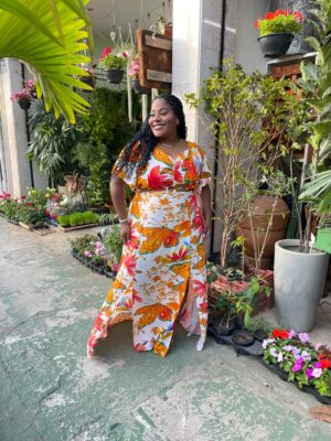 🦋 VESTIDO TROPICAL PLUS